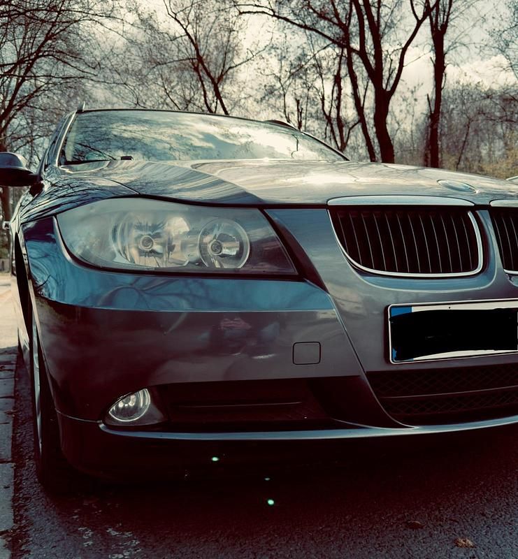 Gebraucht BMW 318 143 PS (105 kW) 2013 Grau Kombi