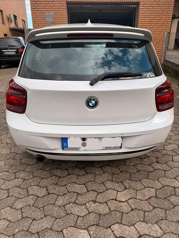 Gebraucht BMW 116 136 PS (100 kW) 2014 Weiß Kleinwagen