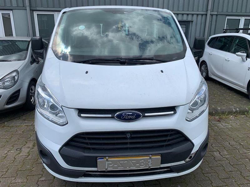 Gebraucht Ford Transit Custom 105 PS (77 kW) 2017 Weiß Van / Kleinbus