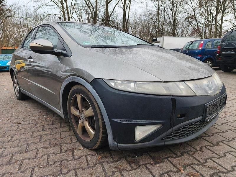 Grau Gebraucht 2007 Honda Civic Sport Limousine | 2.299 € (Guter Preis) - Bild 1/4