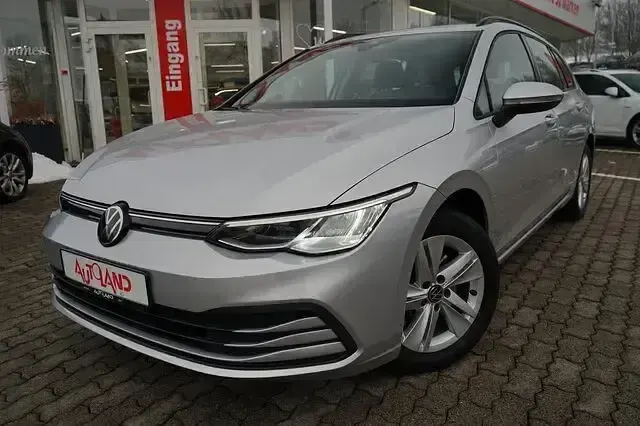Używany VW Golf VII 2021 Srebrny Hatchback