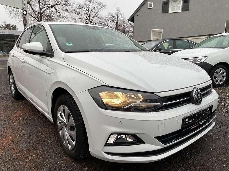 Second-hand VW Polo Active 95 CP (69 kW) 2022 Alb Hatchback