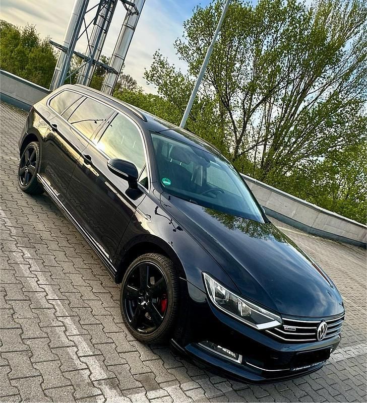 Schwarz Gebraucht 2015 VW Passat Kombi | 11.000 € (Guter Preis) - Bild 1/4