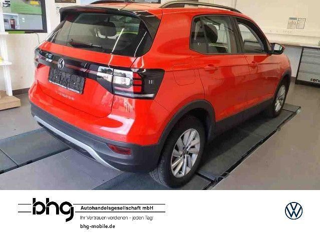 Rot Gebraucht 2021 VW T-Cross Life SUV | 17.330 € (Fairer Preis) - Bild 1/2