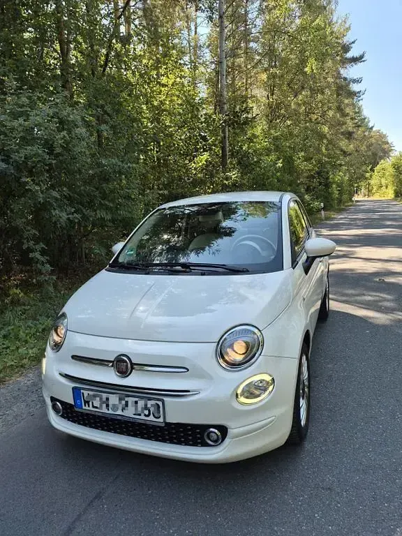 Gebraucht Fiat 500 Lounge 69 PS (50 kW) 2020 Weiß Kleinwagen