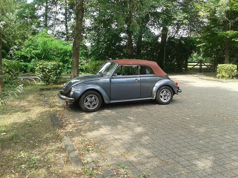 Gebraucht VW Käfer 68 PS (50 kW) 1973 Grau Cabrio
