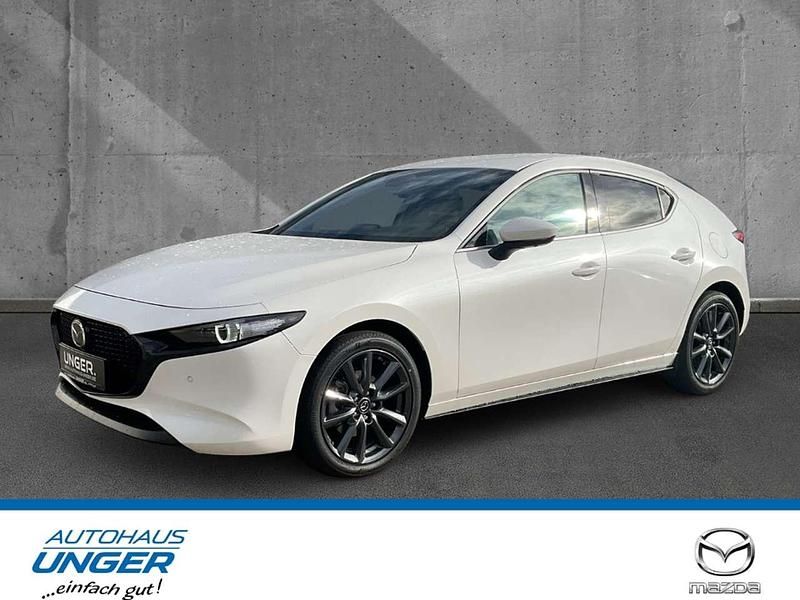 Weiß Neu 2025 Mazda 3 Exclusive-Line Limousine | 28.940 € - Bild 1/4