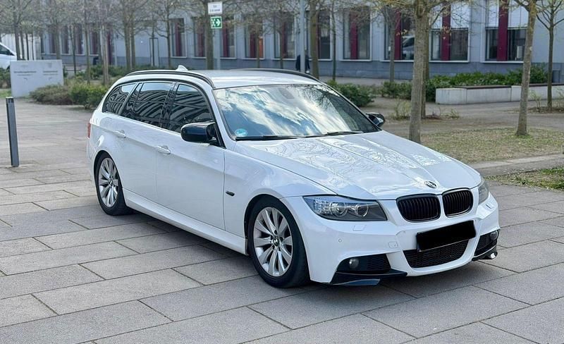 Gebraucht BMW 325 M Performance 204 PS (150 kW) 2010 Weiß Kombi