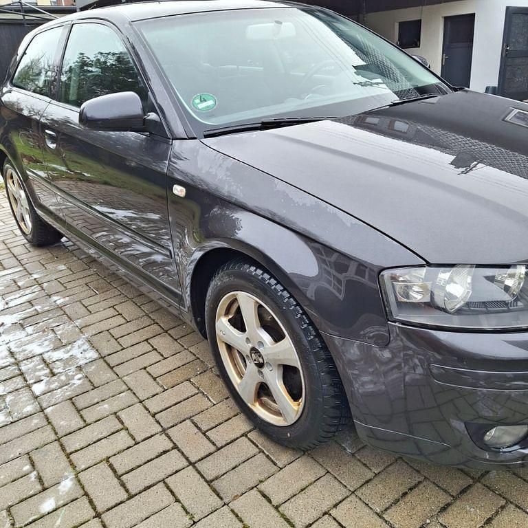Gebraucht Audi A3 Attraction 140 PS (102 kW) 2007 Grau Kleinwagen