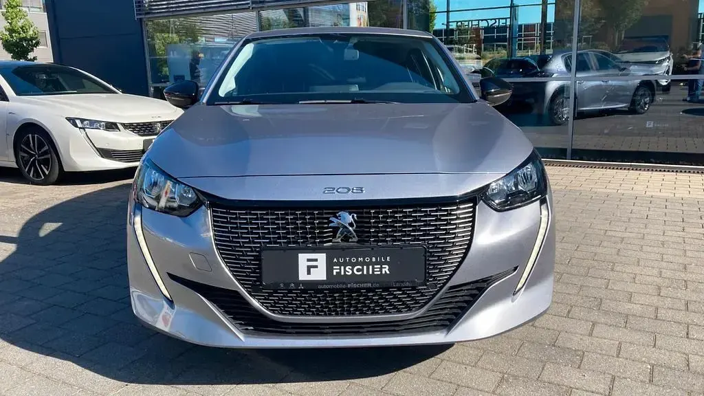 Gebraucht Peugeot e-208 Active 100 kW (136 PS) 2022 Silber Kleinwagen