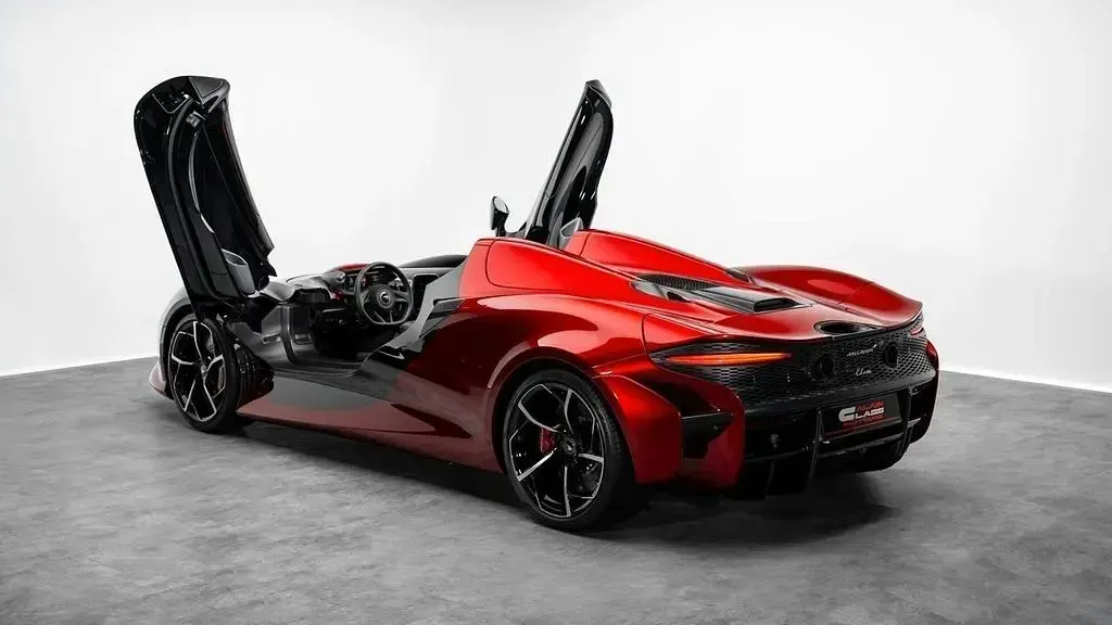 Gebraucht McLaren Elva 814 PS (598 kW) 2021 Schwarz Cabrio