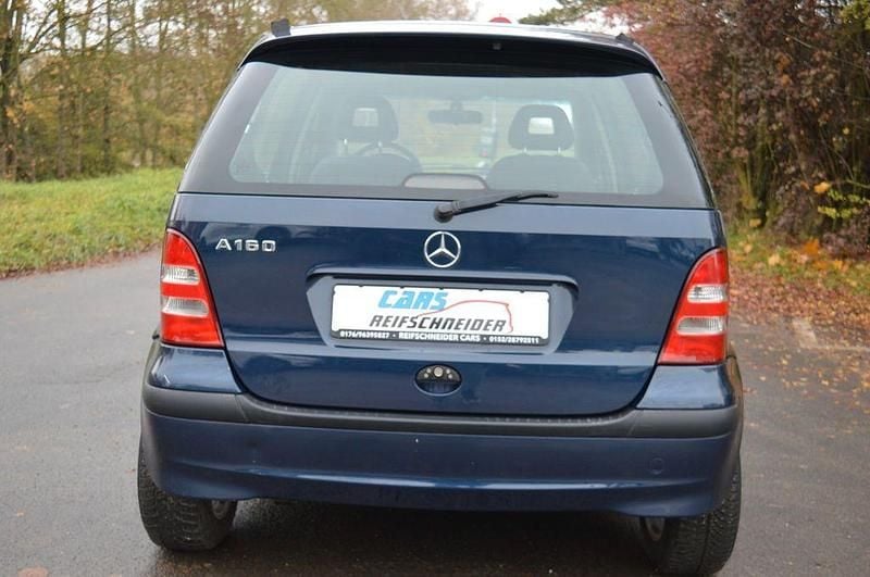 Gebraucht Mercedes A160 Avantgarde 102 PS (75 kW) 2004 Blau Van / Kleinbus