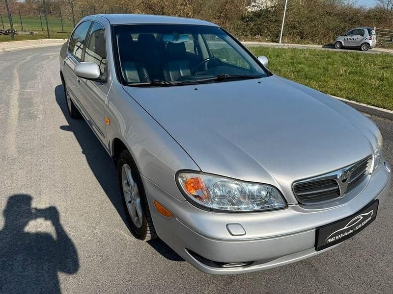Gebraucht Nissan Maxima 200 PS (147 kW) 2000 Silber Limousine