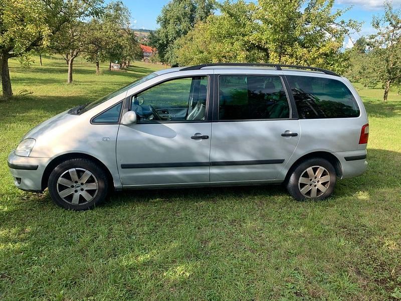 Gebraucht 2002 Ford Galaxy Van / Kleinbus | 1.500 € (Guter Preis) - Bild 1/4