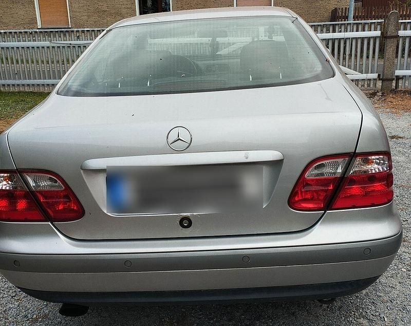 Gebraucht Mercedes CLK320 Elegance 218 PS (160 kW) 1997 Silber Coupé