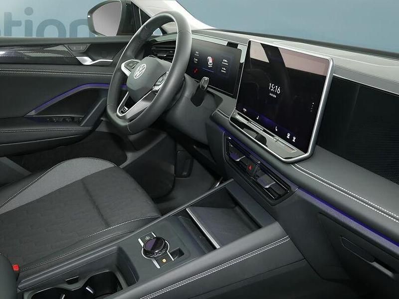 Gebraucht VW Tiguan 150 PS (110 kW) 2025 Rot SUV