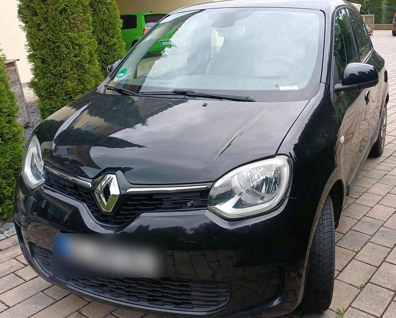 Schwarz Gebraucht 2022 Renault Twingo Zen Kleinwagen | 11.400 € (Fairer Preis) - Bild 1/4