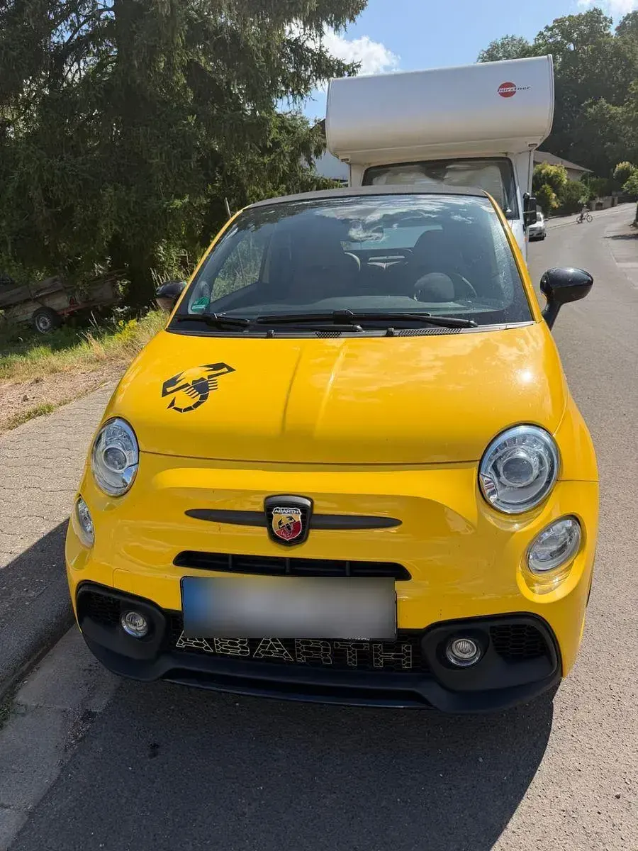 Gebraucht Abarth 595 Competizione 180 PS (132 kW) 2018 Gelb Kleinwagen