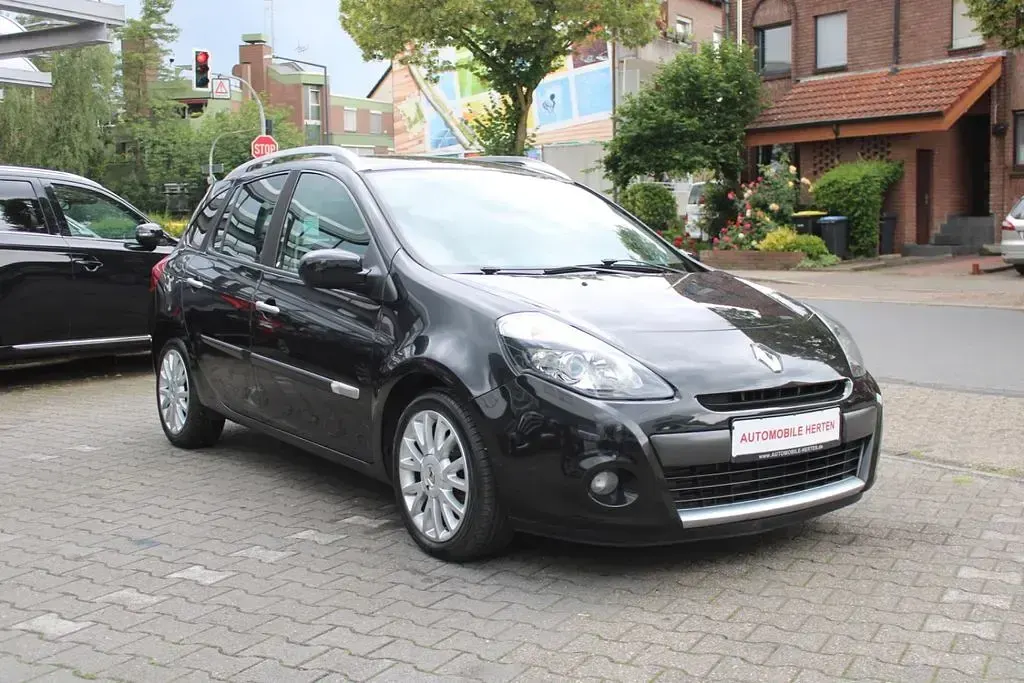Gebraucht Renault Clio Dynamique 101 PS (74 kW) 2009 Schwarz Limousine