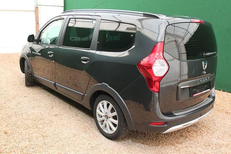 Gebraucht Dacia Lodgy Stepway 116 PS (85 kW) 2018 Grau Van / Kleinbus