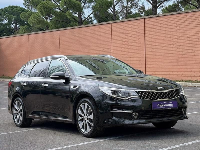 Gebraucht Kia Optima Spirit 163 PS (119 kW) 2018 Schwarz Kombi