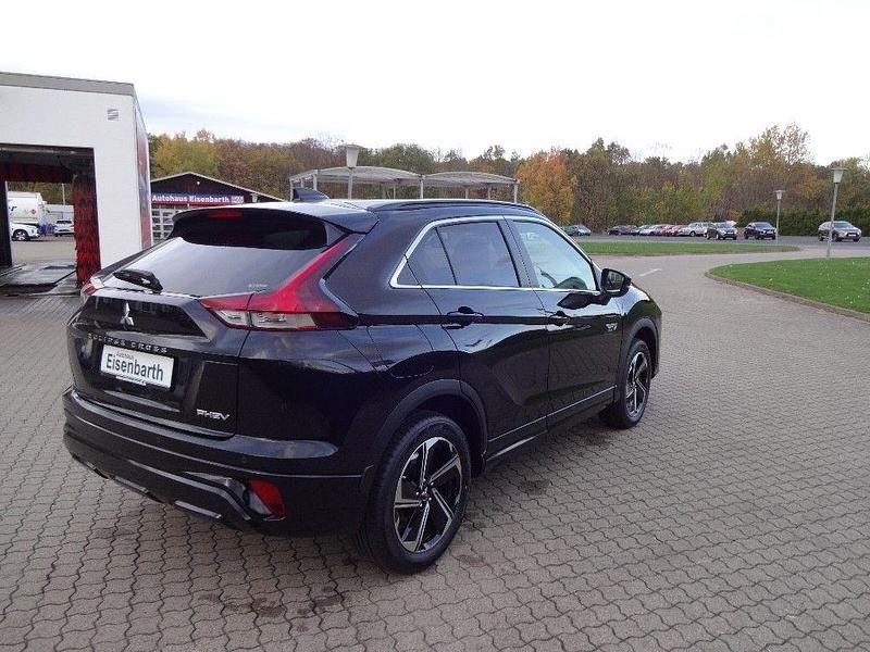 Gebraucht Mitsubishi Eclipse Cross Plus 188 PS (138 kW) 2023 Schwarz SUV