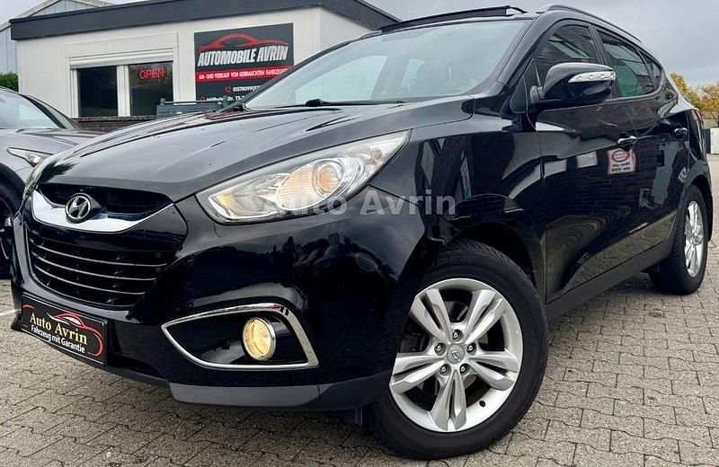 Schwarz Gebraucht 2013 Hyundai ix35 Premium SUV | 11.499 € (Etwas zu teuer) - Bild 1/4
