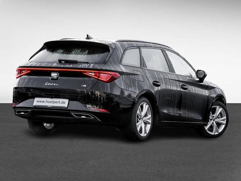 Gebraucht Seat Leon ST FR 150 PS (110 kW) 2024 Midnightschwarz metallic Kombi