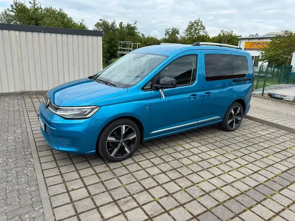 Gebraucht VW Caddy Style 122 PS (89 kW) 2022 Blau Van / Kleinbus