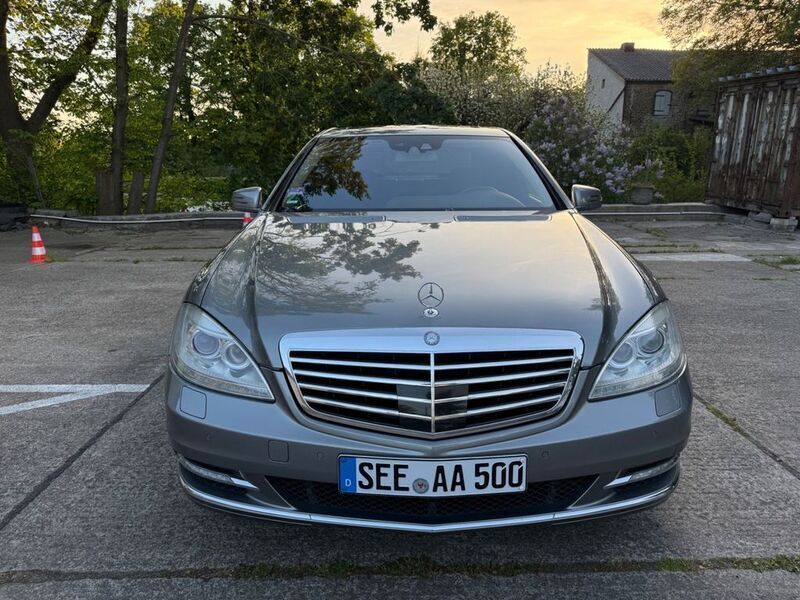 Gebraucht Mercedes S500L 435 PS (319 kW) 2011 Grau Limousine