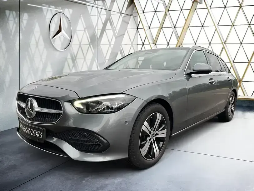 Gebraucht Mercedes C220 Avantgarde 197 PS (144 kW) 2024 Grau Limousine