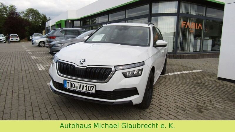 Weiß Gebraucht 2023 Skoda Kamiq Active SUV | 22.950 € (Etwas zu teuer) - Bild 1/4