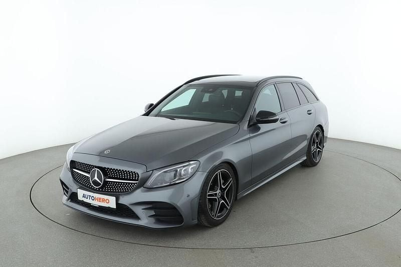 Grau Gebraucht 2020 Mercedes C180 AMG line Kombi | 26.260 € (Fairer Preis) - Bild 1/3