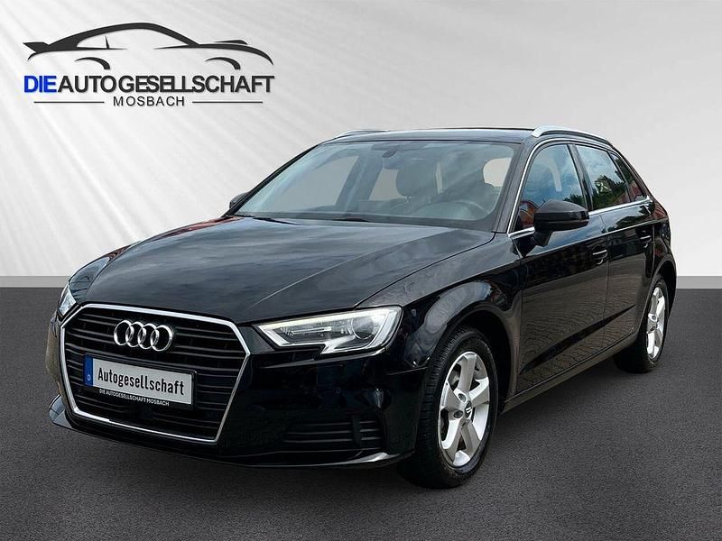 Schwarz Gebraucht 2019 Audi A3 Sportback Basis Limousine | 17.666 € (Guter Preis) - Bild 1/4