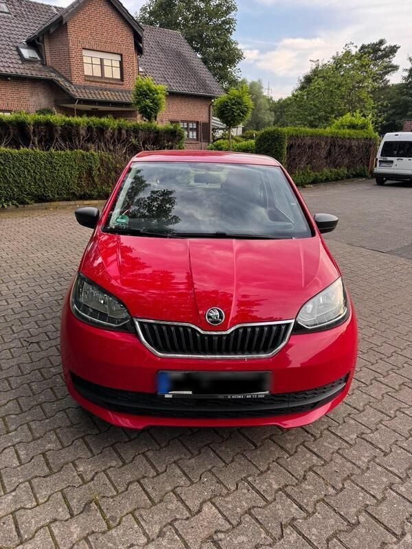 Rot Gebraucht 2018 VW up! Kleinwagen | 3.350 € (Superpreis) - Bild 1/4