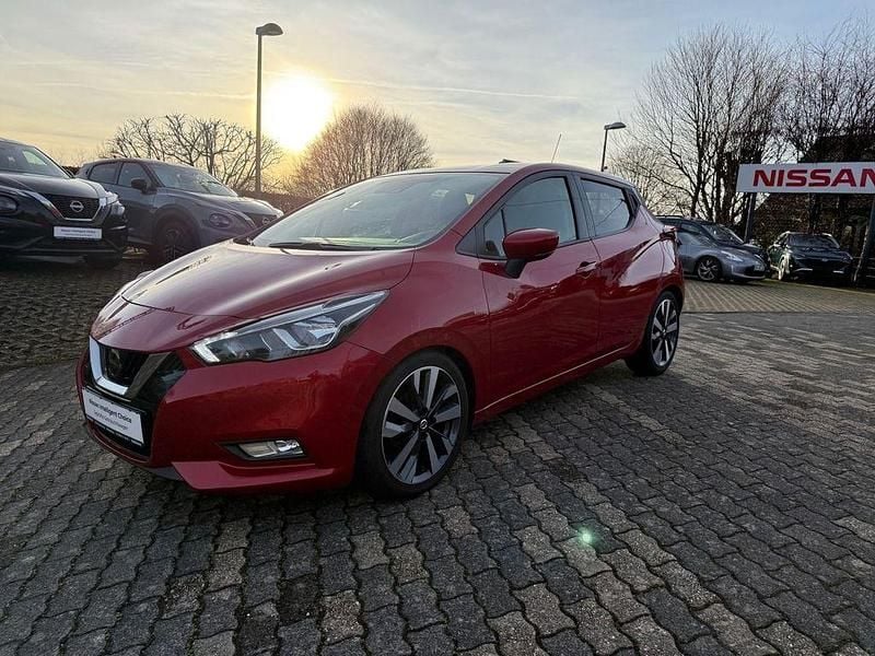 Gebraucht Nissan Micra N-Connecta 117 PS (86 kW) 2019 Rot Limousine