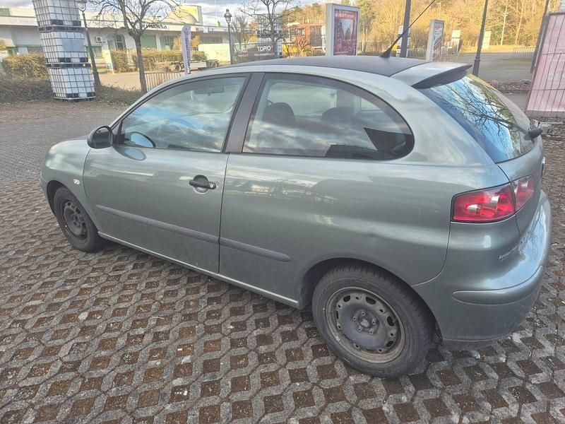 Gebraucht Seat Ibiza 2003 Silber Kleinwagen