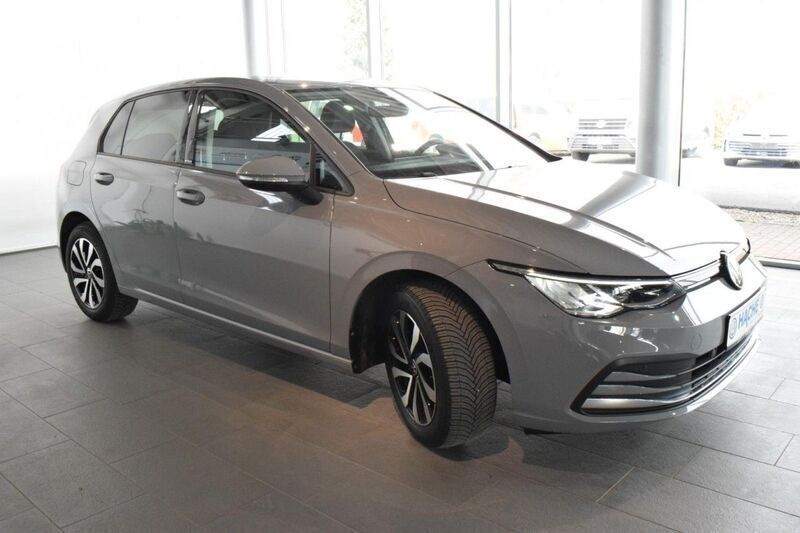 Gebraucht VW Golf VIII Active 110 PS (80 kW) 2021 Grau Kleinwagen