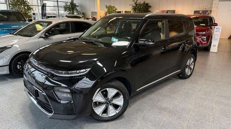 Fusion black met. Gebraucht 2023 Kia Soul EV Inspiration SUV | 26.775 € (Superpreis) - Bild 1/4