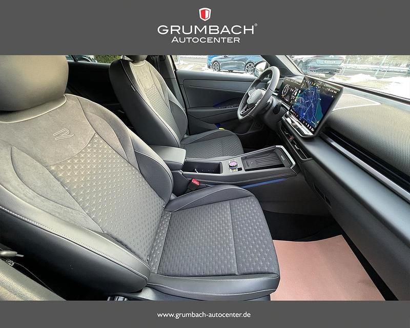 Neu VW T-Roc R-line 150 PS (110 kW) 2026 0e grenadilla schwarz... SUV