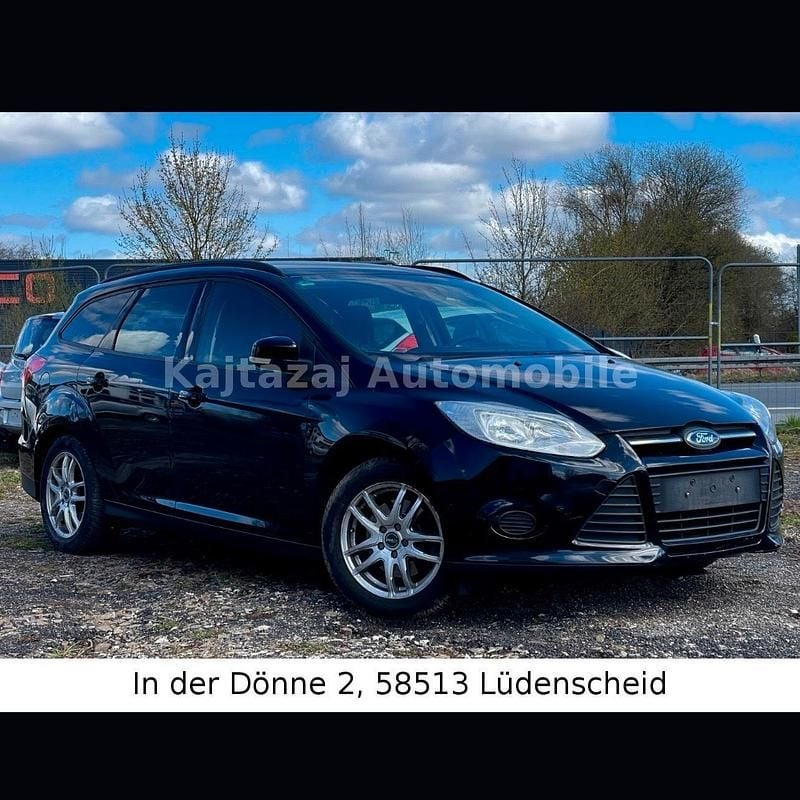 Używany Ford Focus Trend 115 KM (84 kW) 2012 Czarny Kombi
