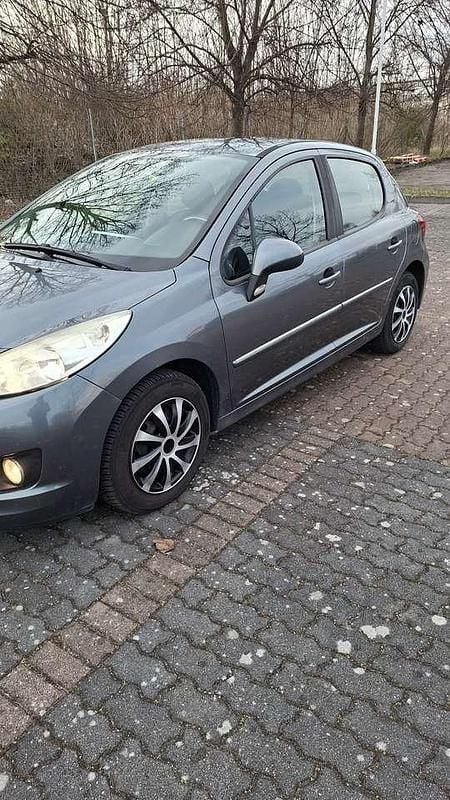 Gebraucht Peugeot 207 Filou 68 PS (50 kW) 2011 Limousine