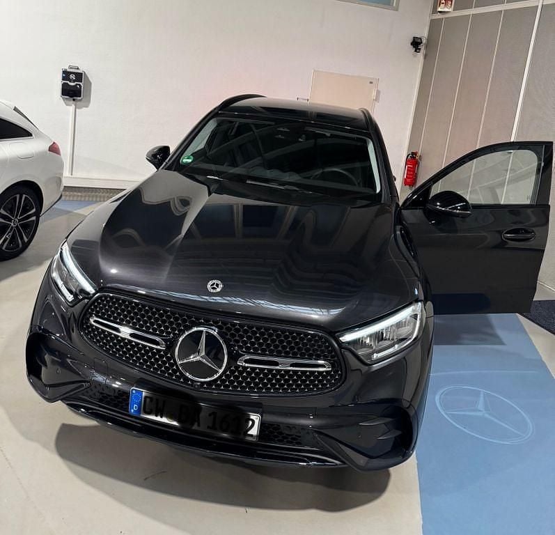Gebraucht 2023 Mercedes GLC220 SUV | 56.500 € (Etwas zu teuer) - Bild 1/4