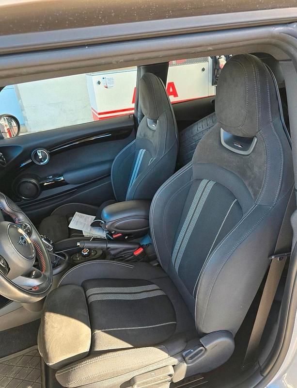 Gebraucht Mini Cooper SD Coupé 170 PS (125 kW) 2019 Silber Coupé