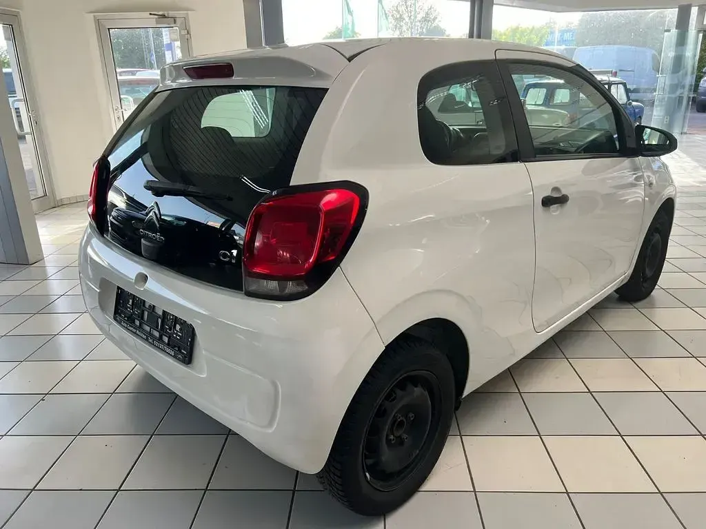 Gebraucht Citroën C1 Live 69 PS (50 kW) 2018 Weiß Kleinwagen