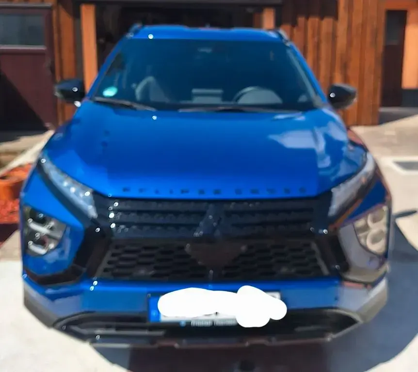 Używany Mitsubishi Eclipse Cross Select 188 KM (138 kW) 2024 Niebieski SUV