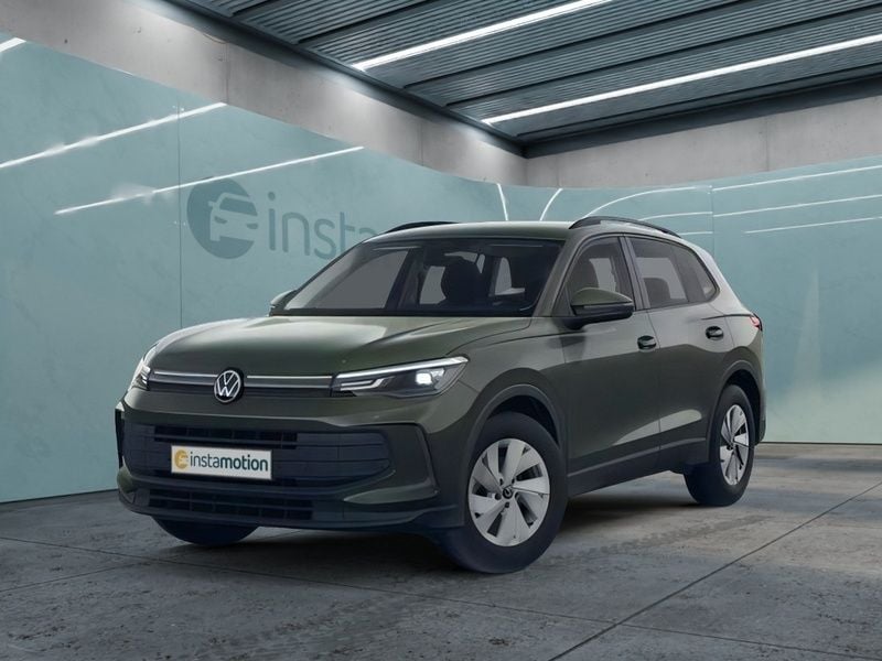 Grün Gebraucht 2024 VW Tiguan SUV | 34.870 € (Fairer Preis) - Bild 1/4