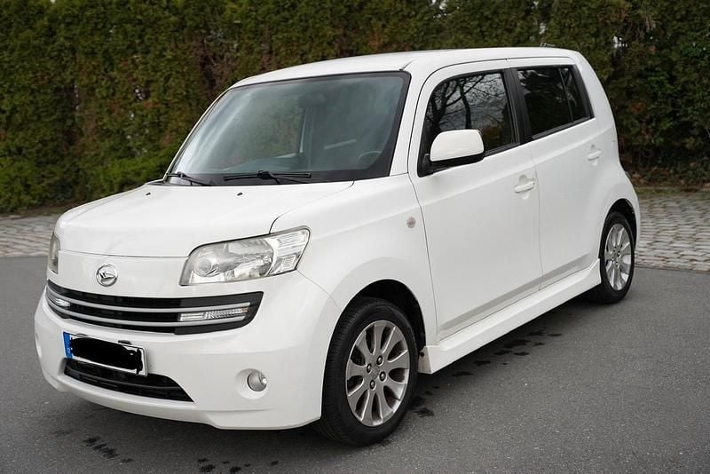 Gebraucht Daihatsu Materia 103 PS (75 kW) 2008 Weiß Van / Kleinbus