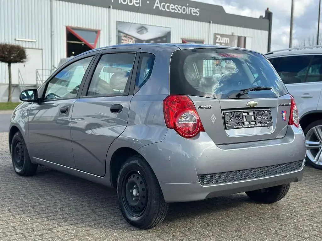 Second-hand Chevrolet Aveo 84 CP (61 kW) 2010 Gri Hatchback