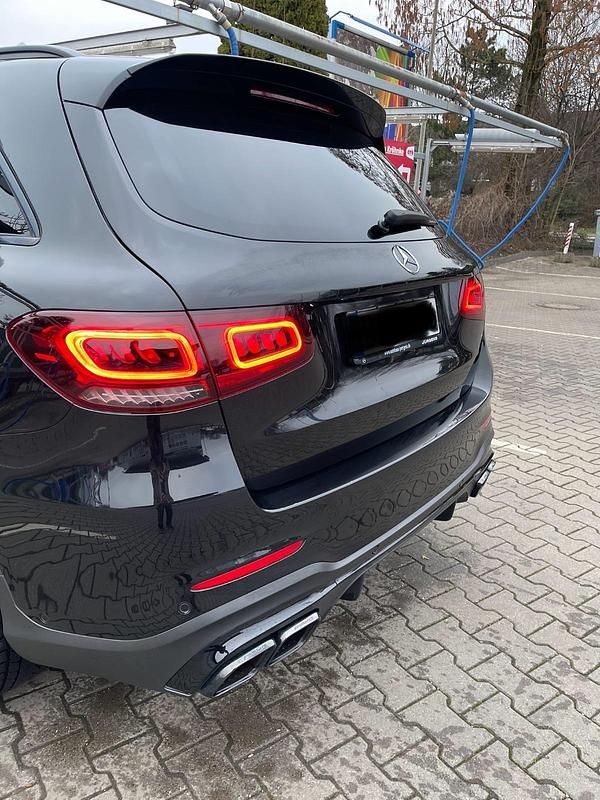 Gebraucht Mercedes GLC63 AMG 510 PS (375 kW) 2022 Schwarz SUV